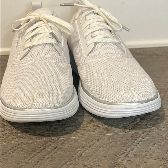 Cole Haan Grandsport Journey Sneaker - Size 10 - Picture 5 of 8